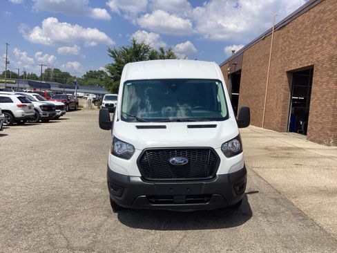 Used 2025 Ford Transit 250 148 Medium Roof RWD image 6