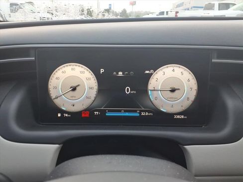 Used 2023 Hyundai Tucson Limited FWD image 15