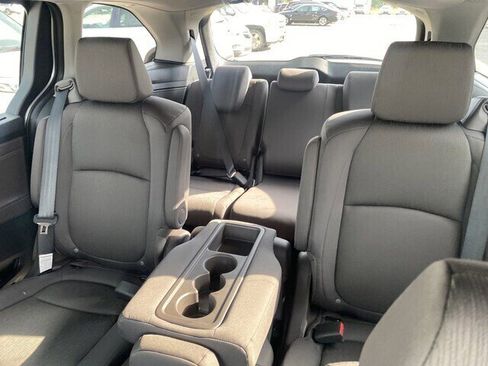 Used 2023 Honda Odyssey EX image 8