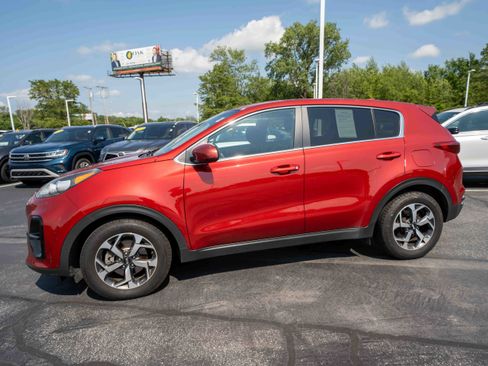 Used 2020 Kia Sportage LX FWD image 3