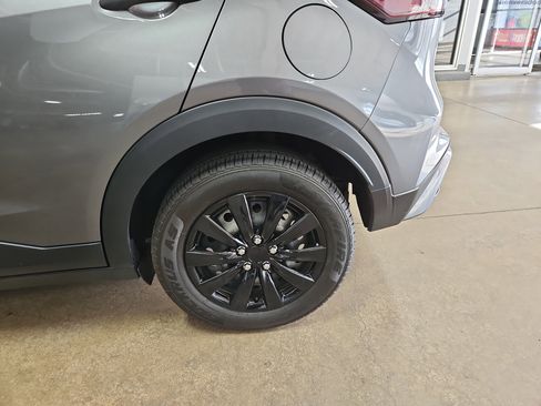 Used 2023 Nissan Kicks S FWD image 21