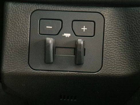 New 2026 Toyota Tundra Limited image 17