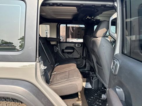 Used 2020 Jeep Wrangler Unlimited Sport AWD/4WD image 34