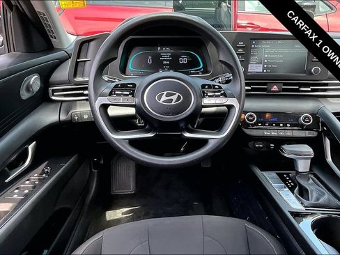 Used 2026 Hyundai Elantra Hybrid FWD image 11