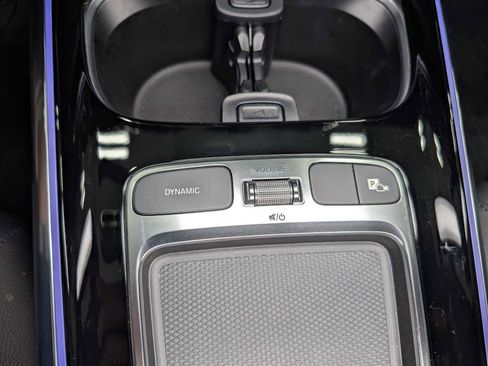 Certified 2025 Mercedes-Benz GLA 250 4MATIC image 27