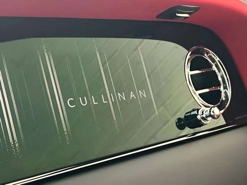 New 2026 Rolls-Royce Cullinan image 20