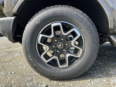 New 2025 Ford Bronco Outer Banks image 12