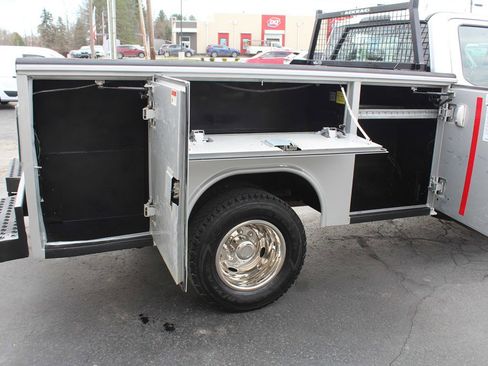 Used 2018 Ford F350 XL w/ Power Equipment Group image 33