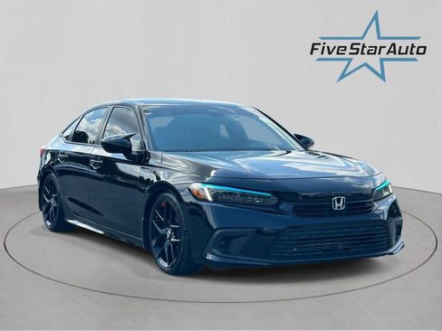 Used 2023 Honda Civic Sport image 1
