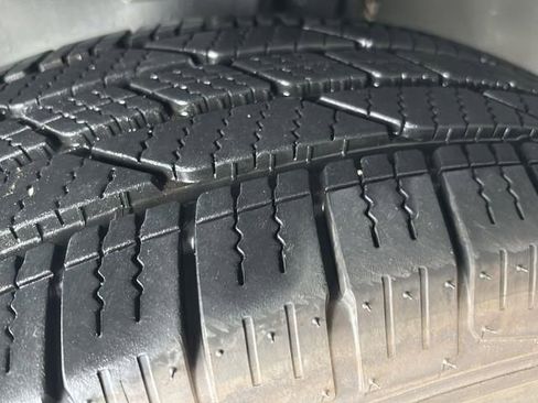 Used 2016 Jeep Wrangler Sahara w/ Connectivity Group AWD/4WD image 30