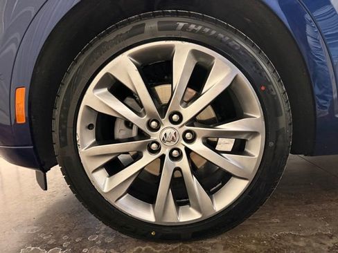 Used 2023 Buick Envision Avenir image 10