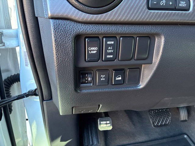 Used 2021 Nissan Titan PRO-4X w/ Pro-4x Utility Package AWD/4WD image 27