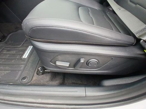 New 2026 Kia Sportage SX Prestige AWD/4WD image 12