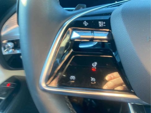 Certified 2024 Cadillac Lyriq Luxury image 16