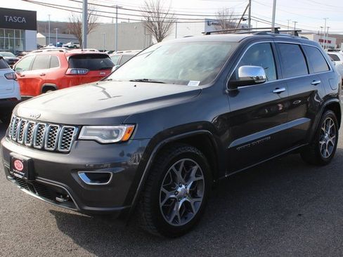 Used 2020 Jeep Grand Cherokee Overland image 2