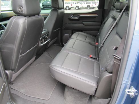 Used 2024 GMC Sierra 1500 Denali AWD/4WD image 32