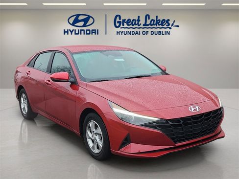 Certified 2023 Hyundai Elantra SE image 7