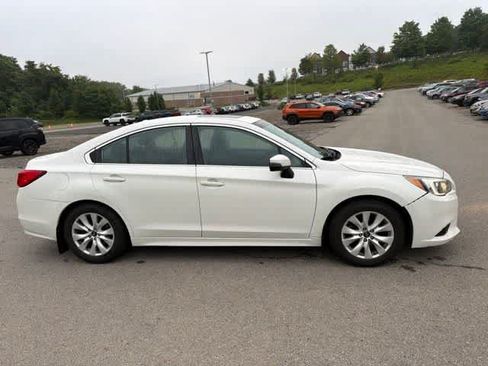 Used 2015 Subaru Legacy 2.5i Premium AWD/4WD image 6