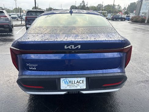 New 2025 Kia K4 LXS image 5
