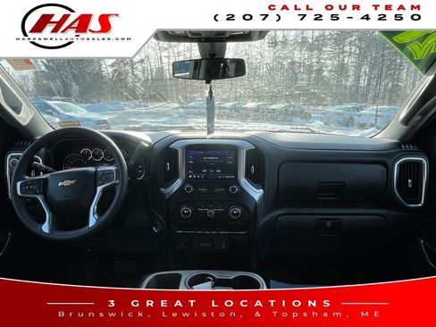 Used 2021 Chevrolet Silverado 2500 LT w/ Convenience Package image 15