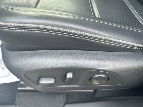 Used 2025 GMC Sierra EV Denali image 14