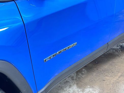 Certified 2024 Jeep Compass Limited image 21