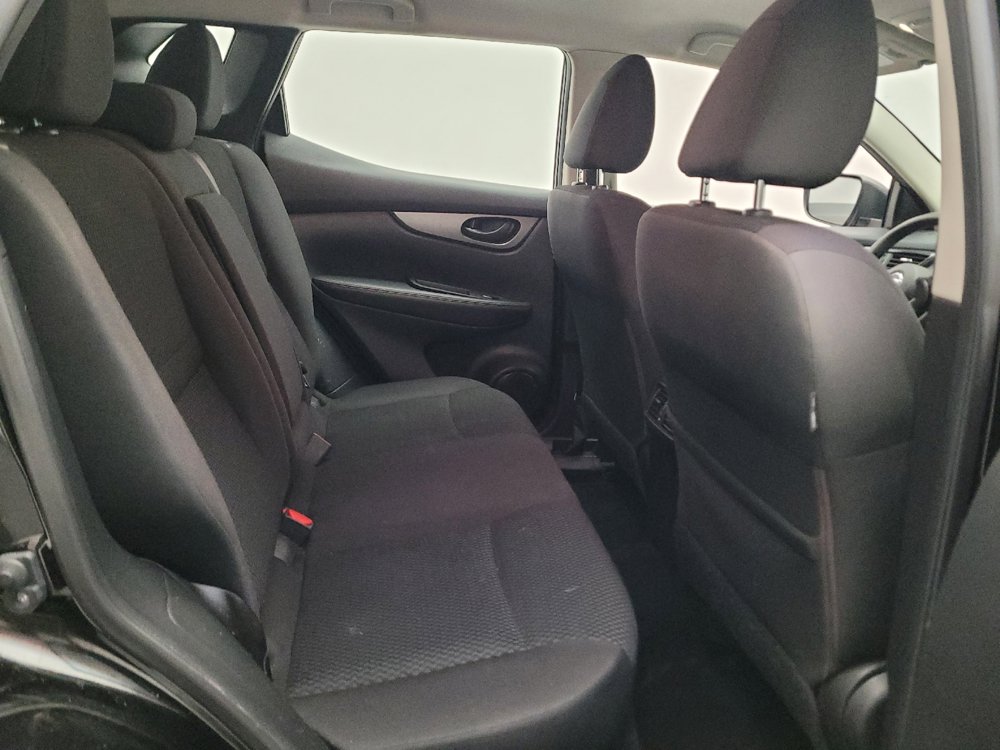 Used 2018 Nissan Rogue Sport S w/ S Appearance Package FWD image 19