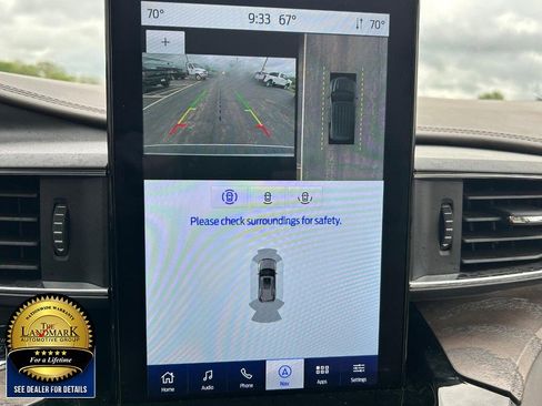 Used 2022 Ford Explorer Platinum w/ Class IV Trailer Tow Package image 13