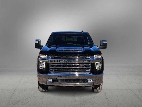 Used 2023 Chevrolet Silverado 2500 LTZ w/ LTZ Convenience Package image 3