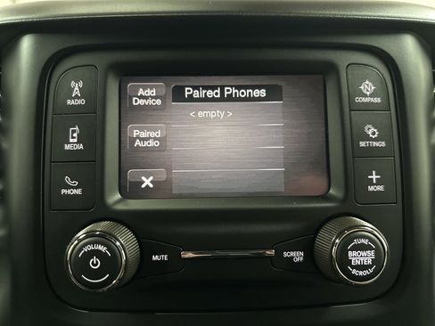 Used 2024 RAM 2500 Tradesman w/ Chrome Appearance Group image 28