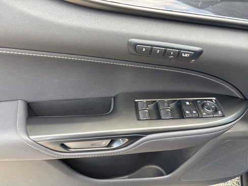 Used 2025 Lexus NX 250 FWD w/ Accessory Package (2T) image 12