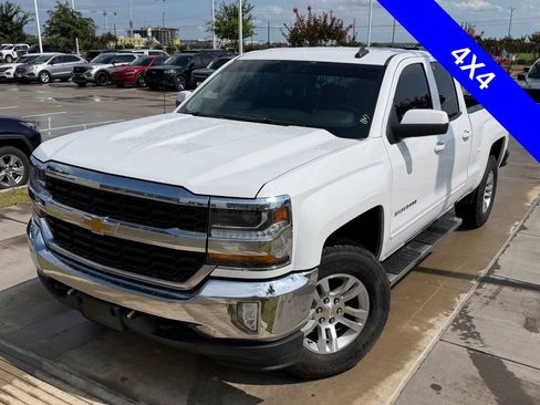 Used 2018 Chevrolet Silverado 1500 LT w/ All Star Edition AWD/4WD image 4