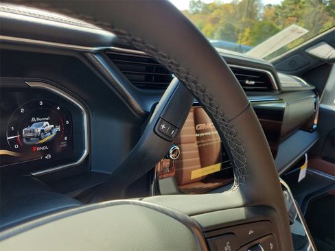 New 2026 GMC Sierra 2500 Denali Ultimate w/ Max Trailering Package image 18