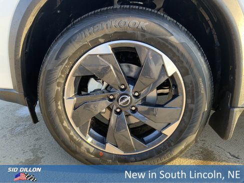 New 2026 Nissan Rogue SV image 11