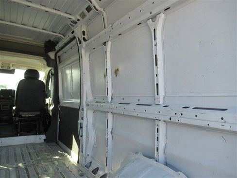 Used 2023 RAM ProMaster 2500 image 12