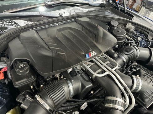 Used 2012 BMW M6 Convertible RWD image 26
