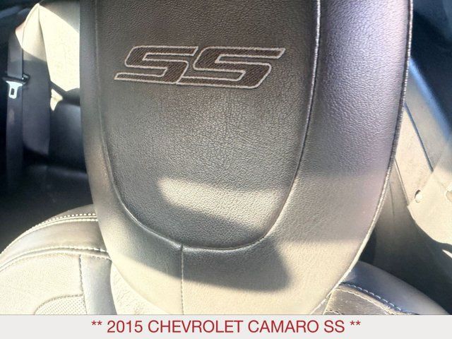 Used 2015 Chevrolet Camaro SS RWD image 14