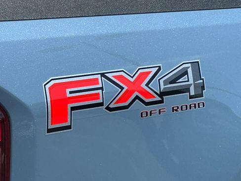 Used 2024 Ford Maverick Lariat w/ FX4 Off-Road Package AWD/4WD image 5