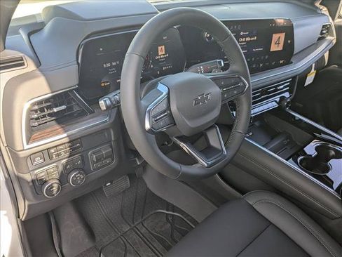 New 2026 Chevrolet Tahoe Z71 w/ Z71 Off-Road Package AWD/4WD image 3