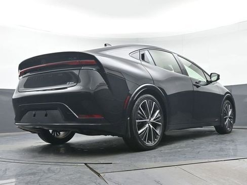 Certified 2024 Toyota Prius XLE image 39