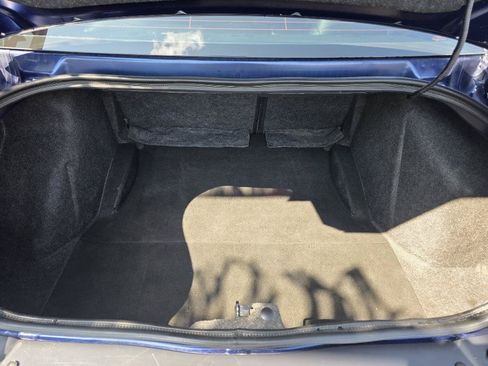 Used 2015 Dodge Challenger R/T Plus RWD image 20