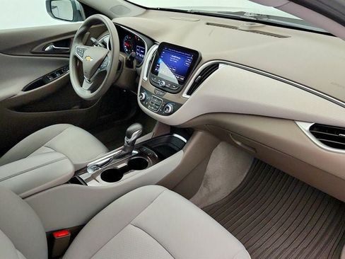 Used 2024 Chevrolet Malibu LT FWD image 24