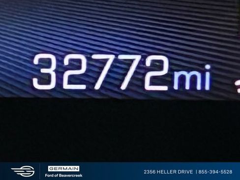 Used 2025 Chevrolet Trax LT FWD image 19
