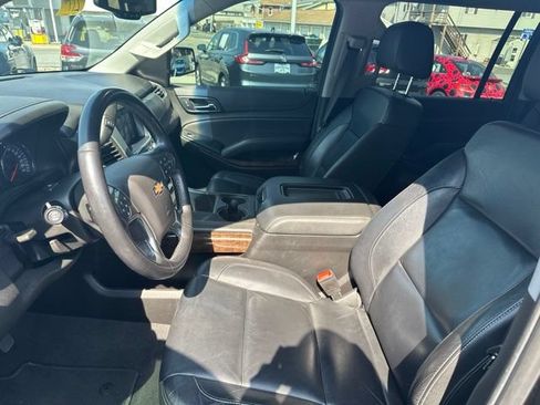 Used 2019 Chevrolet Suburban LT AWD/4WD image 11