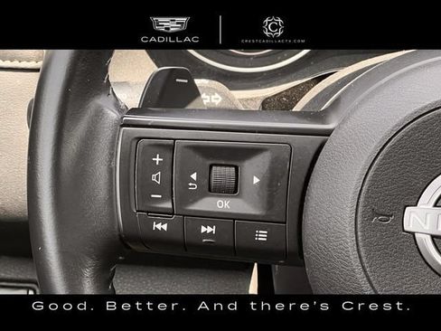 Used 2025 Nissan Pathfinder SV FWD image 12