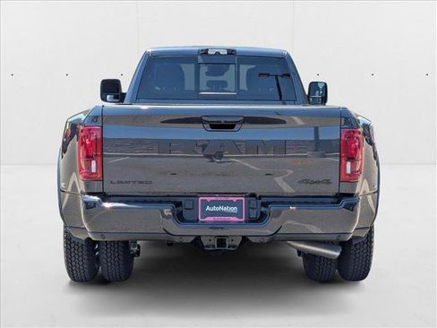 New 2025 RAM 3500 Limited image 8