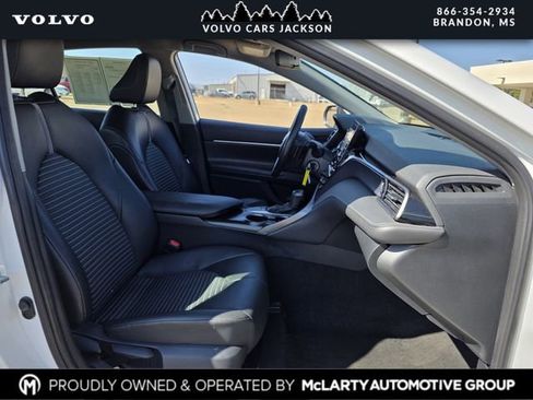 Used 2024 Toyota Camry SE FWD image 22