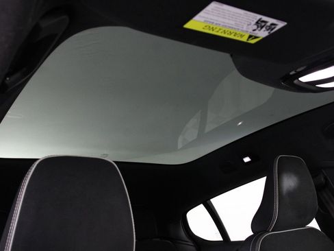 Certified 2023 Volvo C40 P8 Recharge Ultimate w/ Protection Package Premier image 23