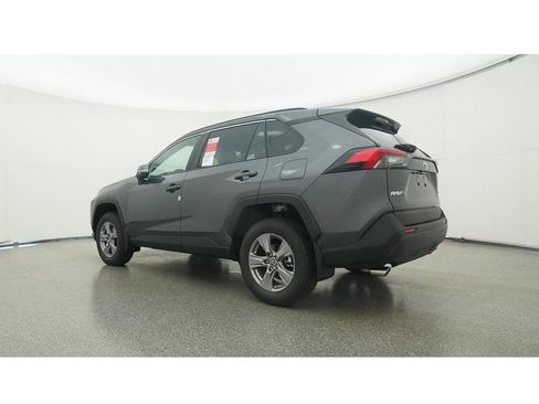 Used 2024 Toyota RAV4 XLE w/ Convenience Package FWD image 27