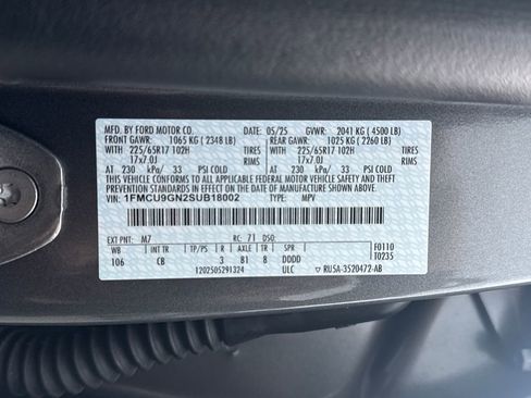 Used 2025 Ford Escape Active AWD/4WD image 20